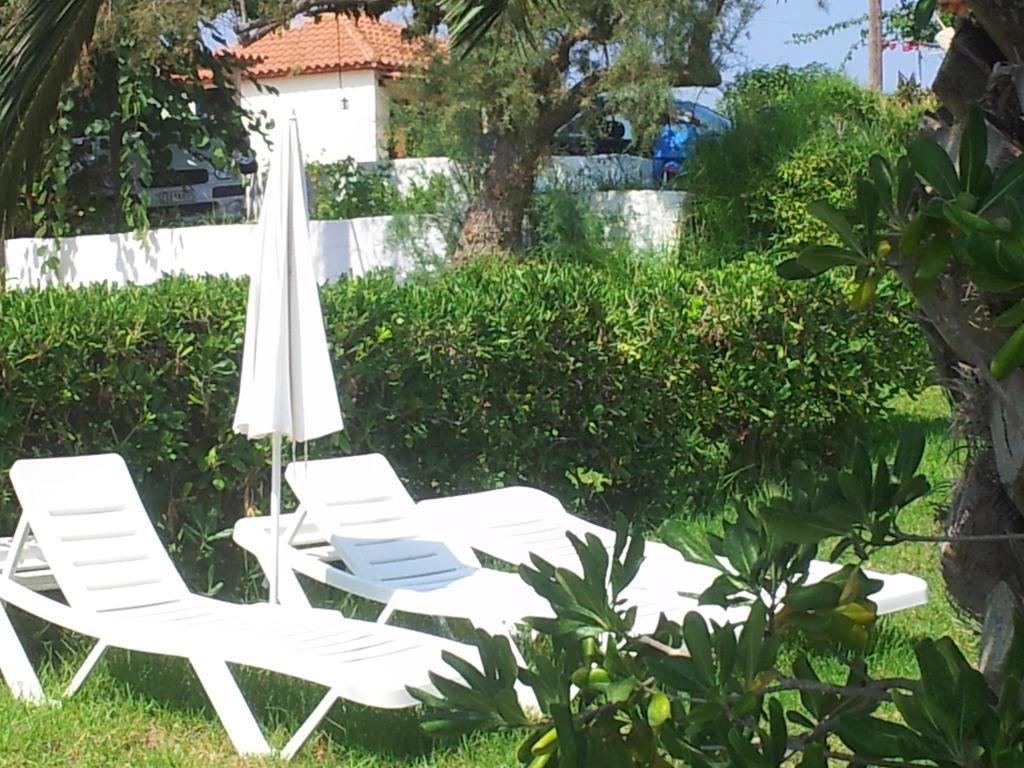 Beach Bungalows Kypseli Ngoại thất bức ảnh