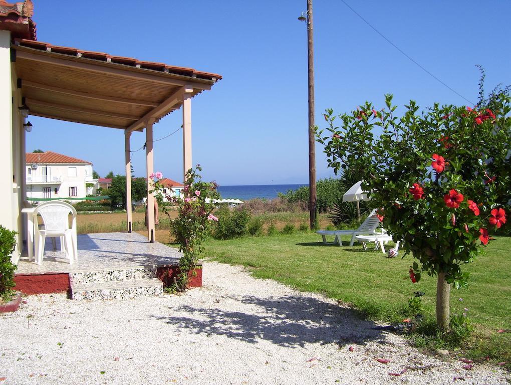 Beach Bungalows Kypseli Phòng bức ảnh